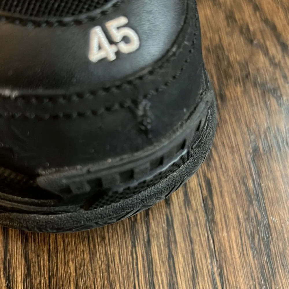 Balenciaga triple sole sneakers - Picture 7 of 7